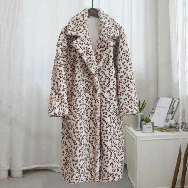 Vili Women's Faux Fur Coat