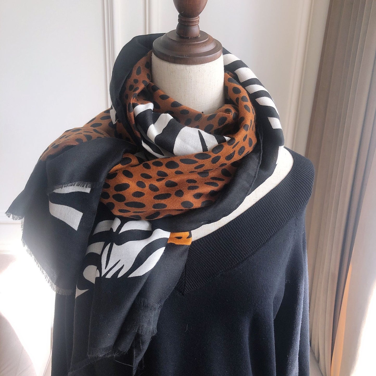 Reed Women's Scarf