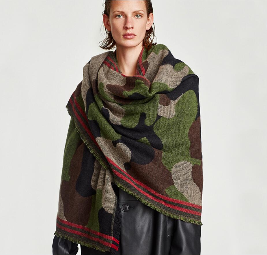 Azur Women's Scarf