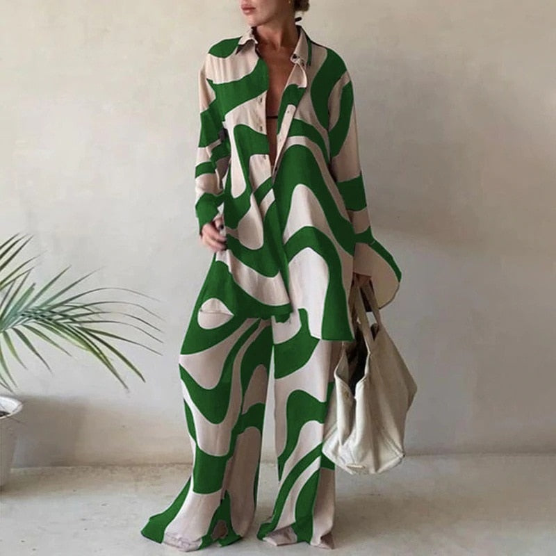 Poe Women's Resort Set