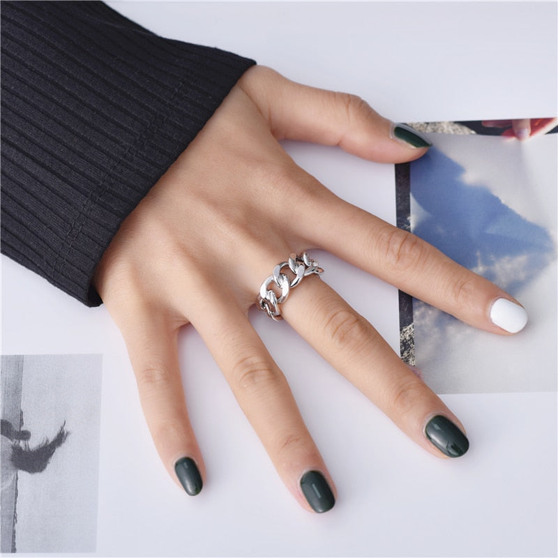 Elinore Chain Ring