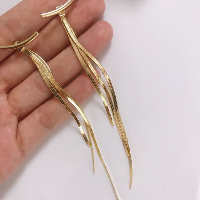Joan Drop Earrings