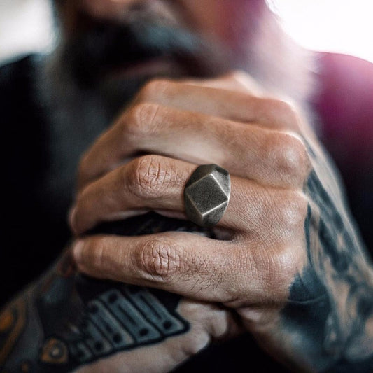 Valdrin Ring