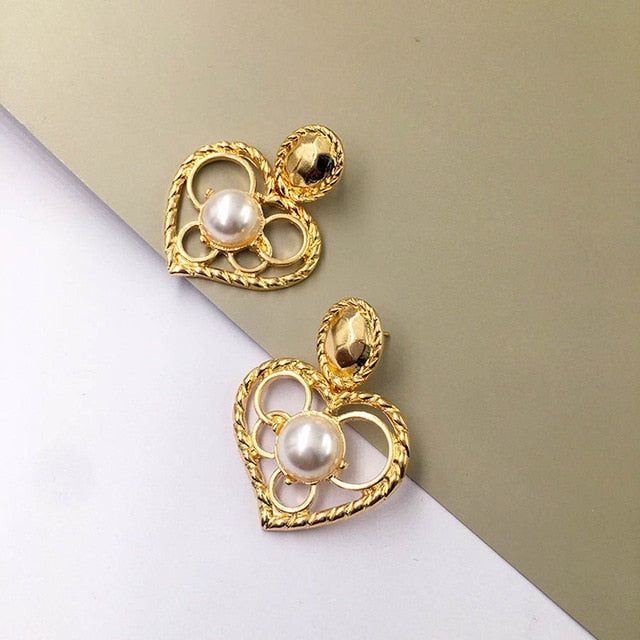 Plaza Hoop Earring
