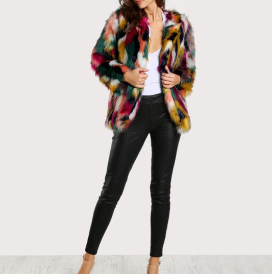 Hinal Women's Faux Fur Coat