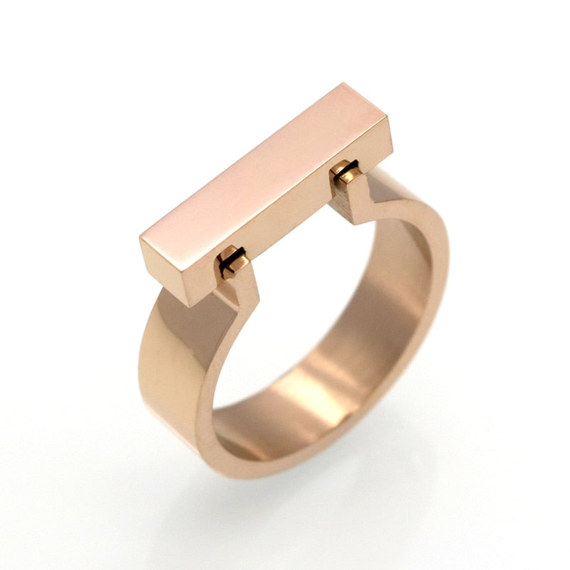 Delia Ring