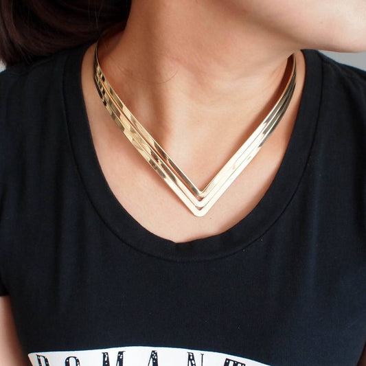 Tria Necklace