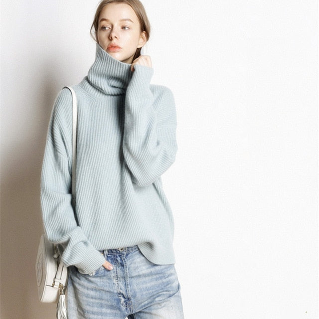 Hilma Women's Turtleneck Sweater